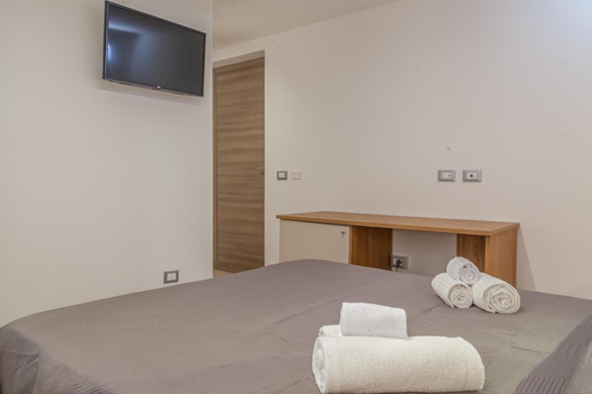 Isgro Rooms Марсала Екстериор снимка
