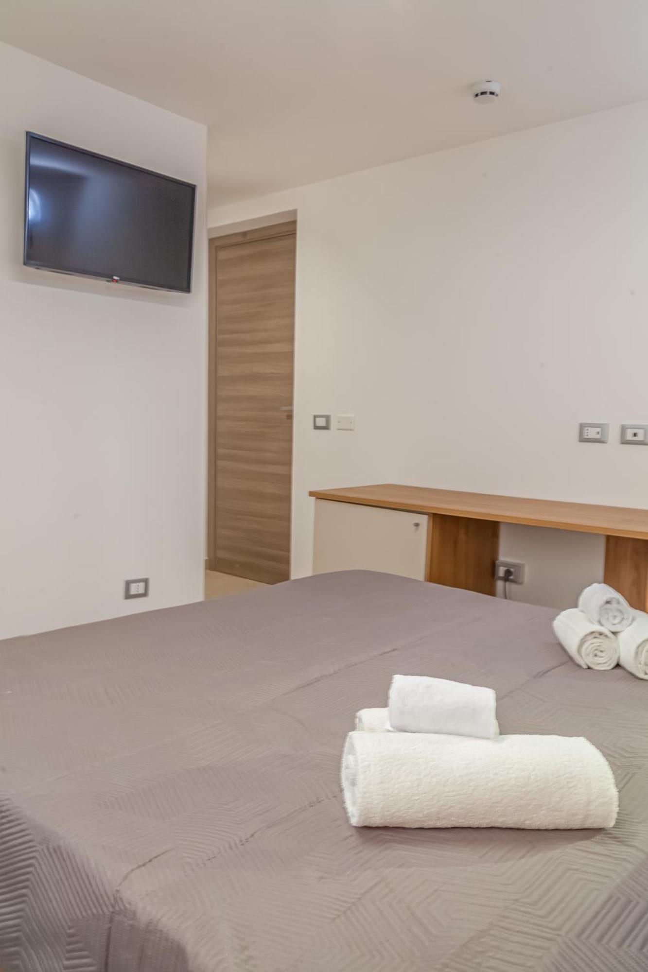 Isgro Rooms Марсала Екстериор снимка