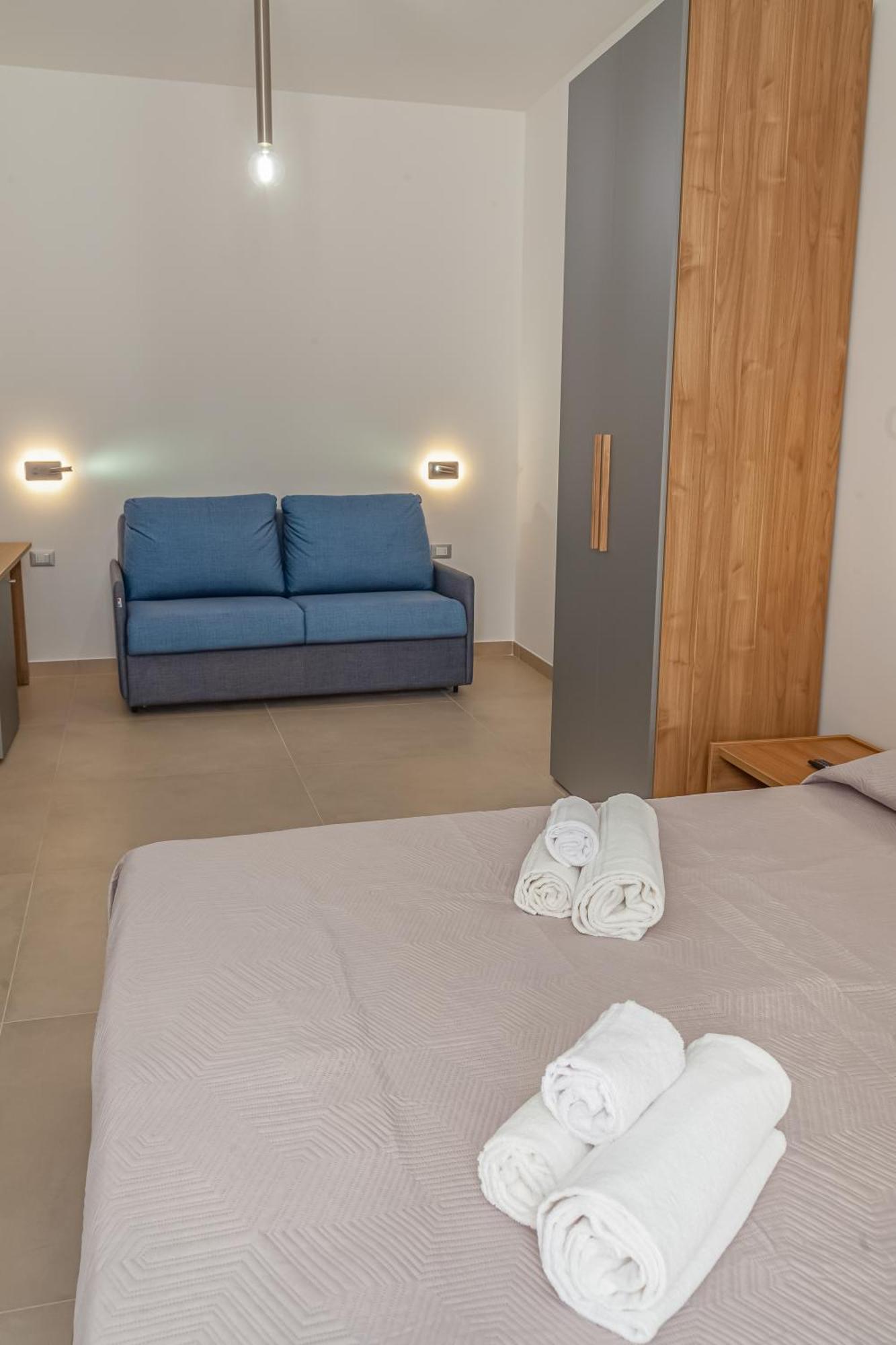Isgro Rooms Марсала Екстериор снимка
