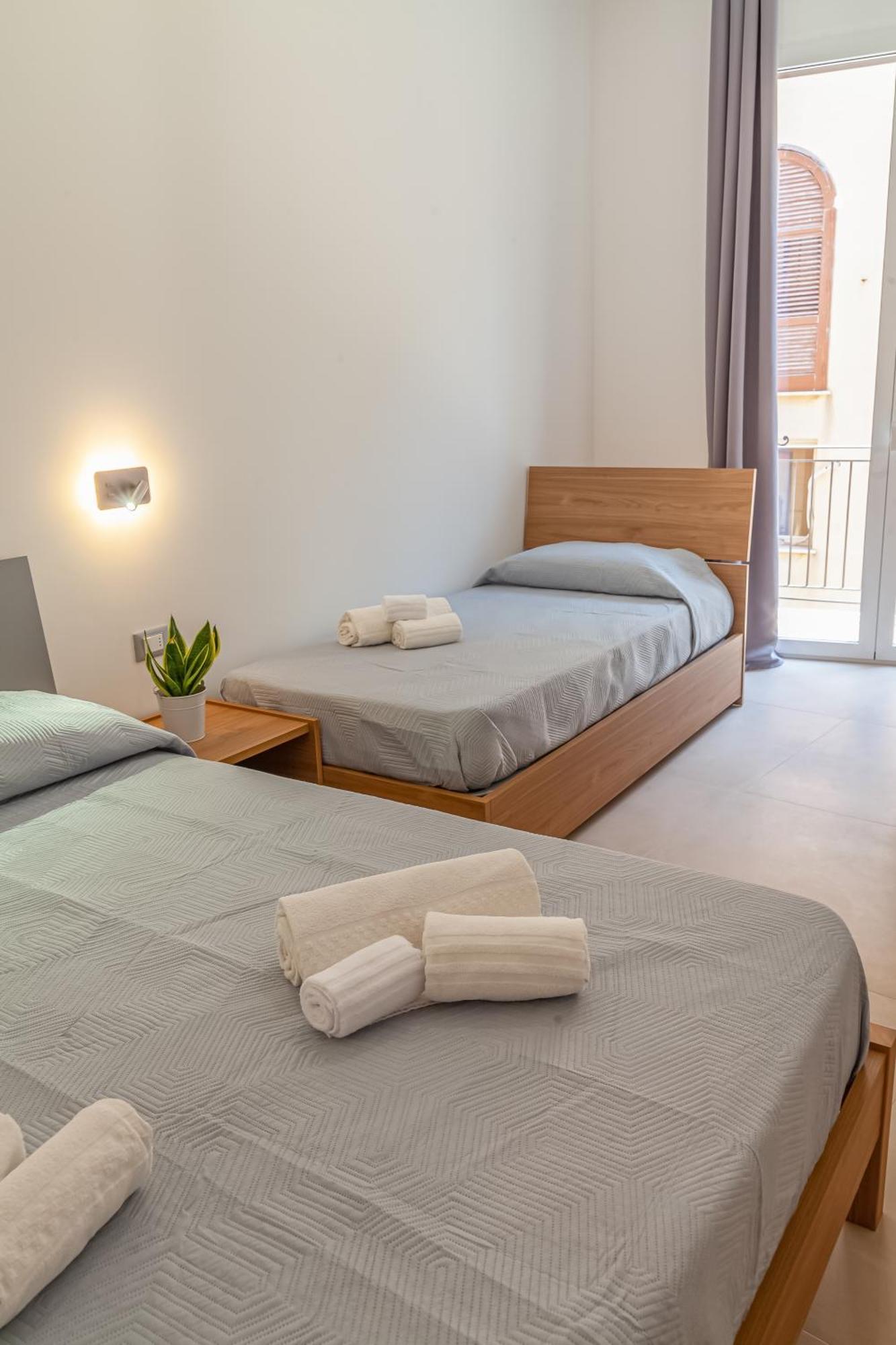 Isgro Rooms Марсала Екстериор снимка