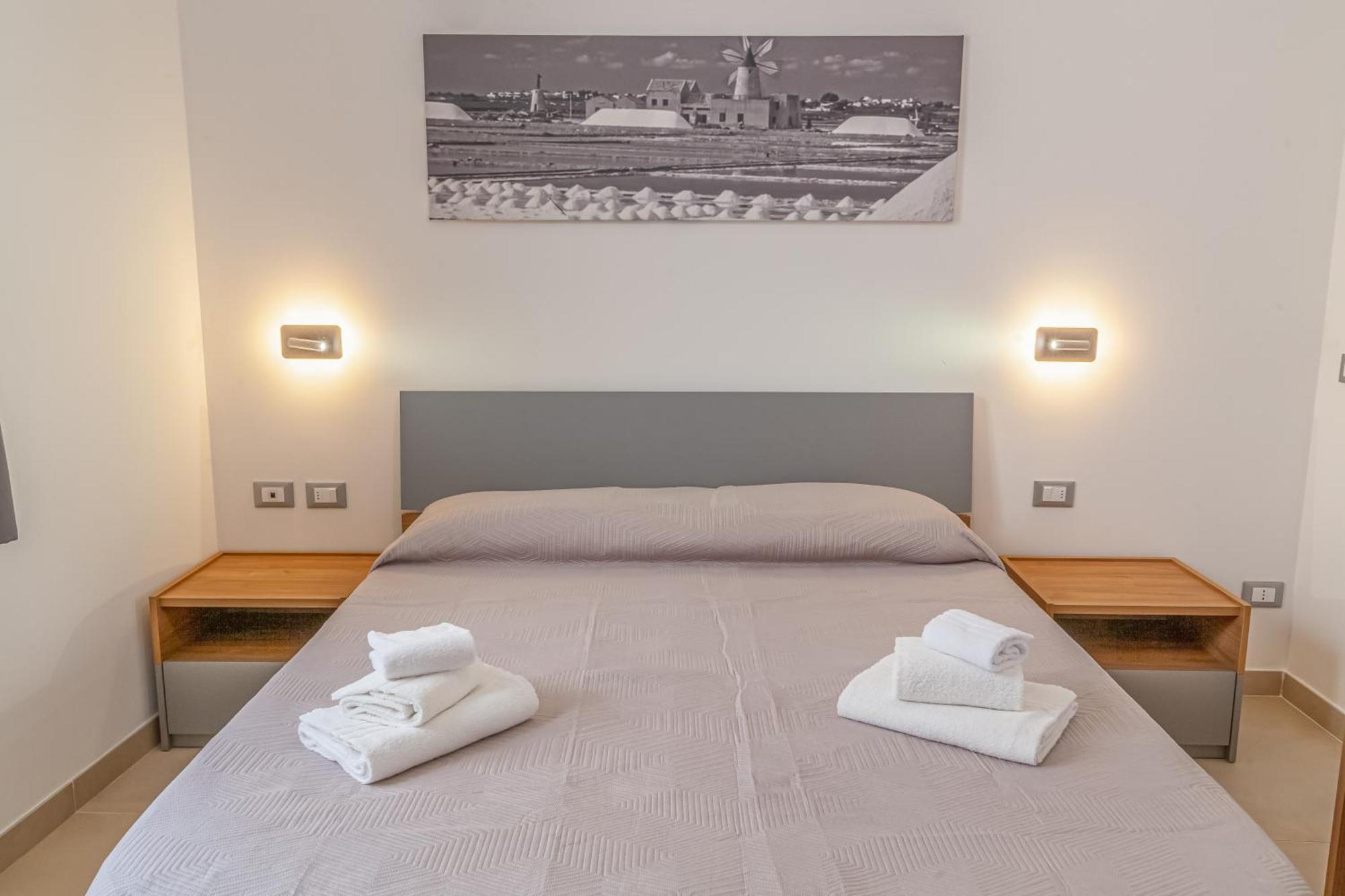 Isgro Rooms Марсала Екстериор снимка