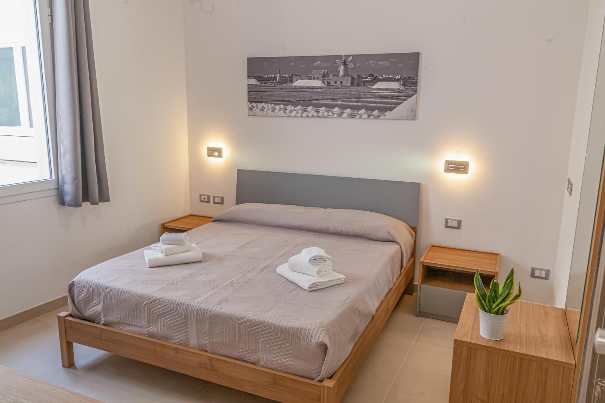 Isgro Rooms Марсала Екстериор снимка